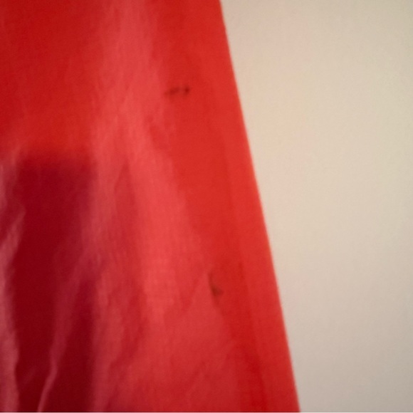 The North Face Men’s  Vibrant Red Puffer Jacket - Picture 16 of 16